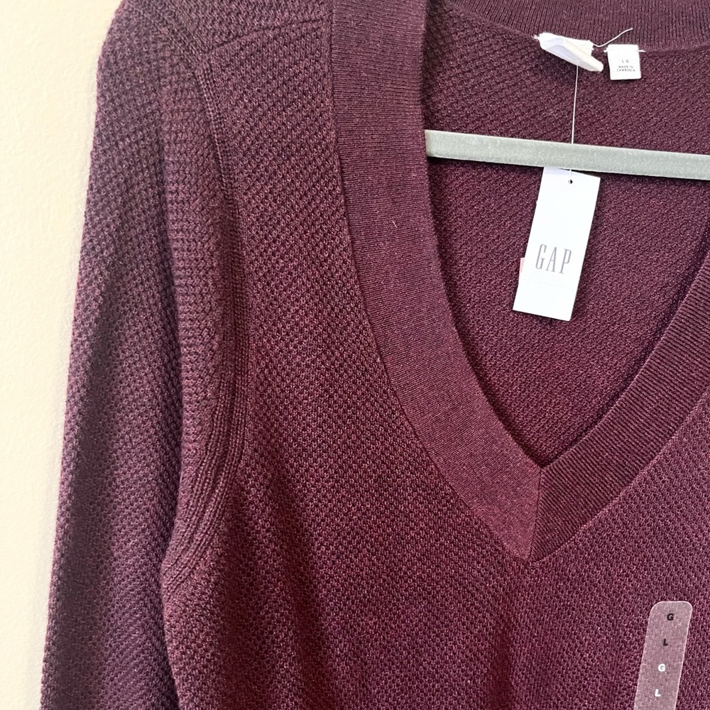 Gap Sweater - Picture 3 of 5